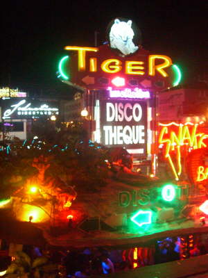 Abends in der Patong im Tigers