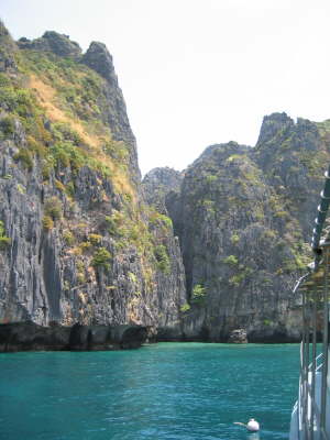 Mittagspause in der Maya Bay