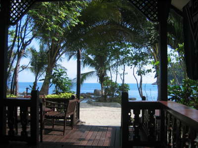 Blick aus einem Family Sea View Bungalow am Morgen