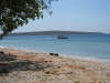 Nochmal der Waka-Beach, im Hintergrund die Insel Menjangan